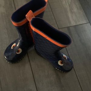 Boys rain boots